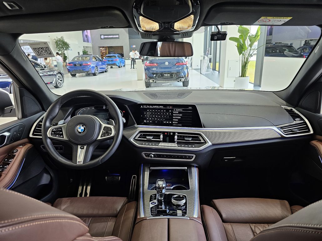BMW:n sisätilat ja varusteet